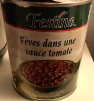 Febes dans une sauve tomate