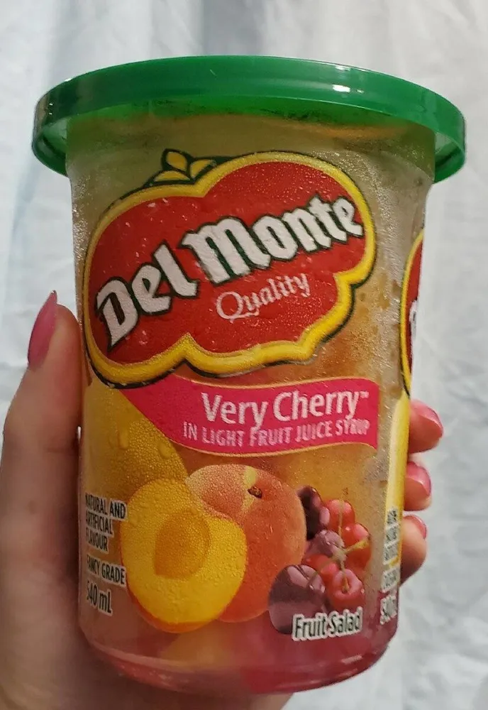 Del Monte Very Cherry Fruit Salad in Light fruit juice syrup