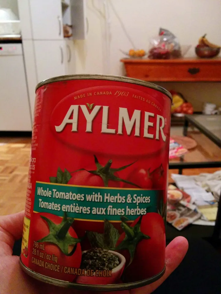 Whole Tomatoes With Herbs & Spices