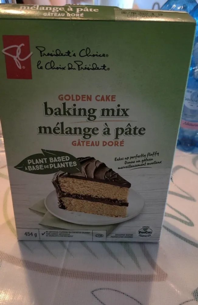 Golden cake