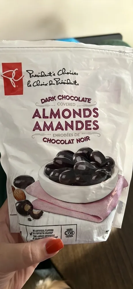 Dark chocolate Almonds