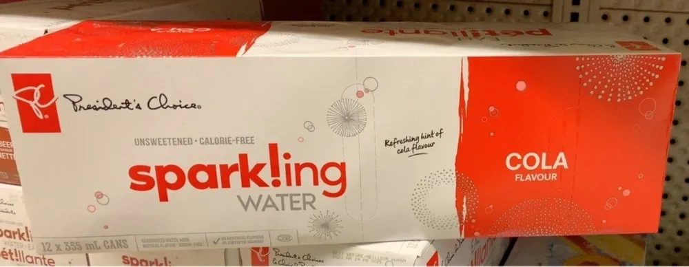 Sparkling water cola flavour