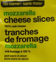 Mozzarella cheese slices / tranches de fromage mozzarella