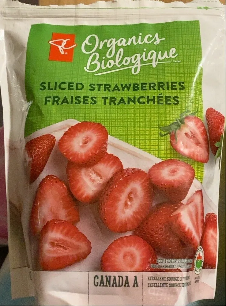 Organics biologique slices strawberries