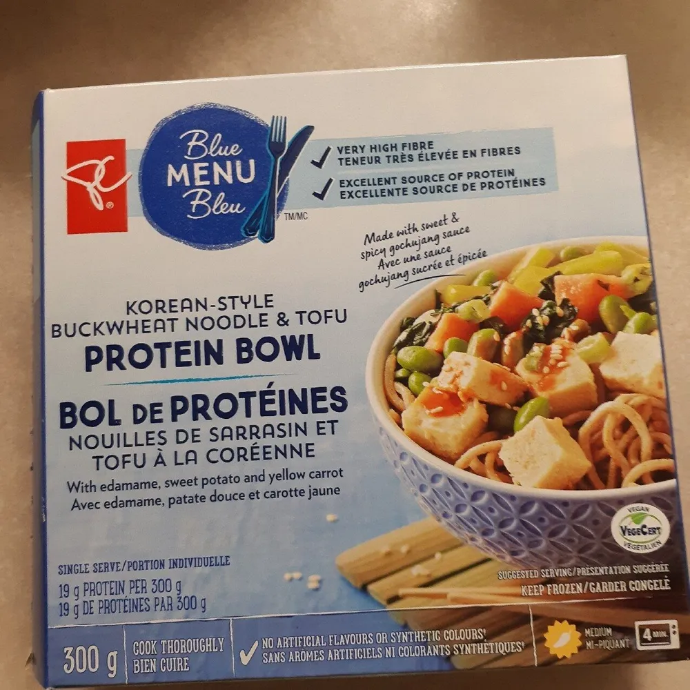 Bol de protéines nouilles de sarrasin et tofu à la coréenne