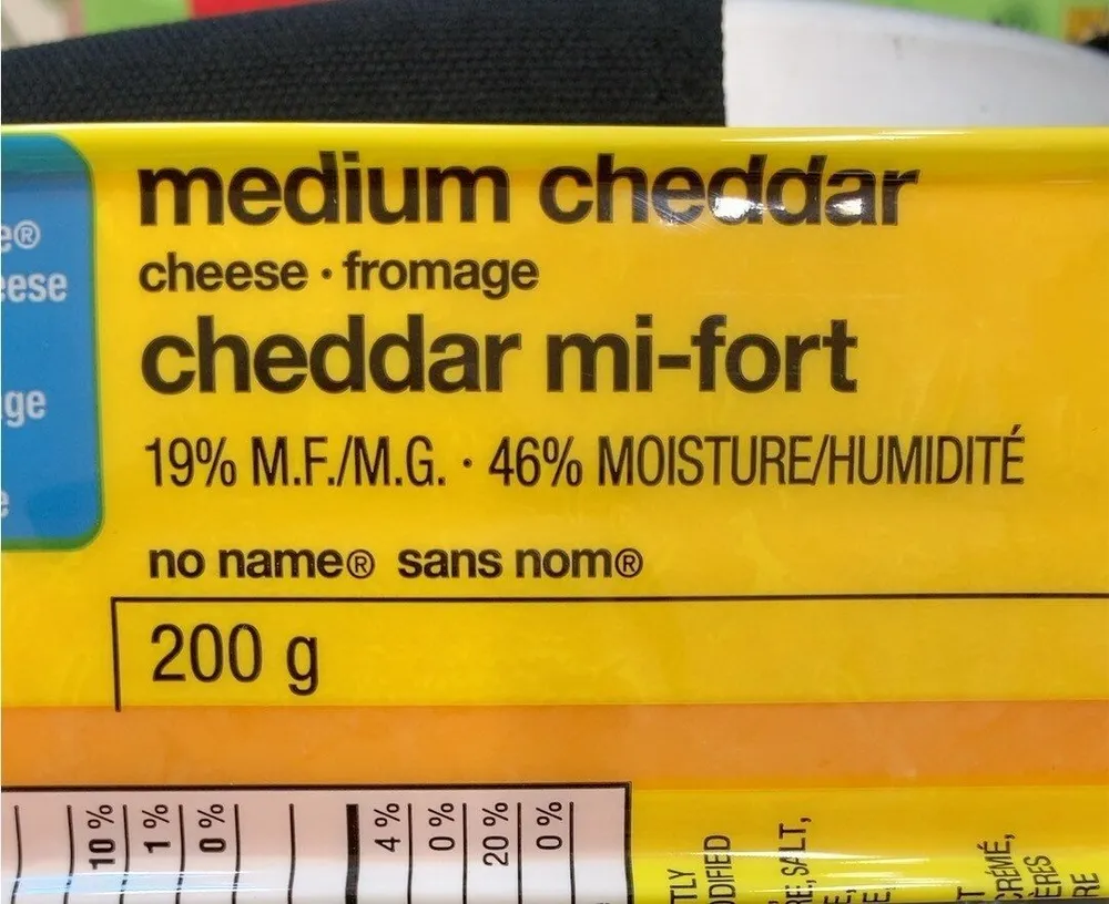 Cheddar mi-fort