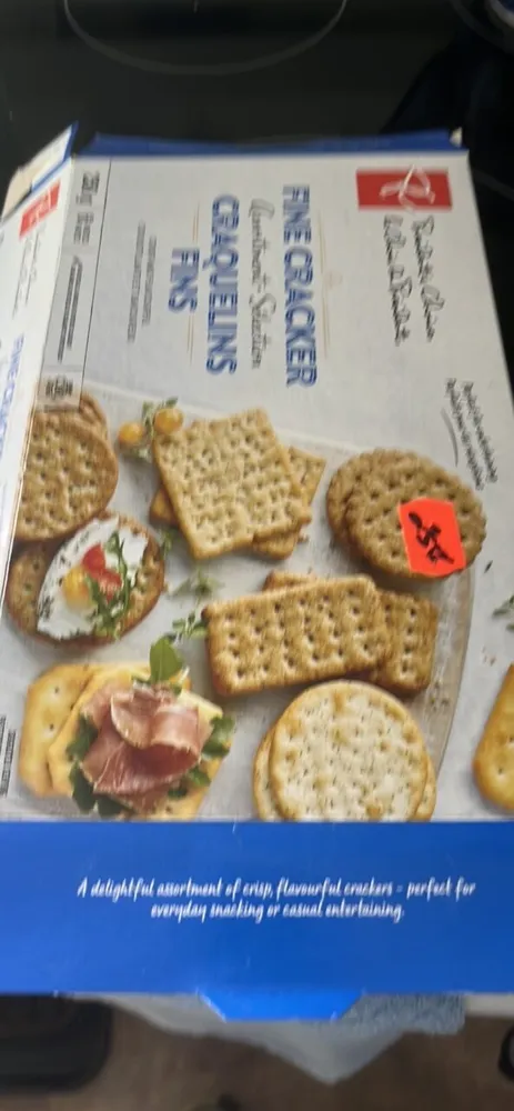 Fine cracker assortment
