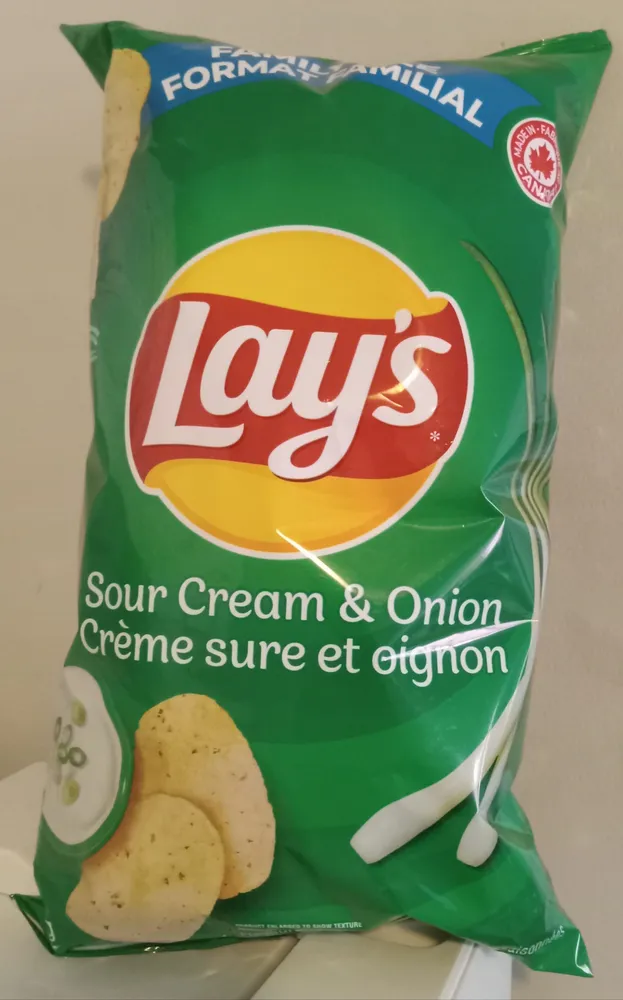 Sour Cream & Onion Flavoured Potato Chips