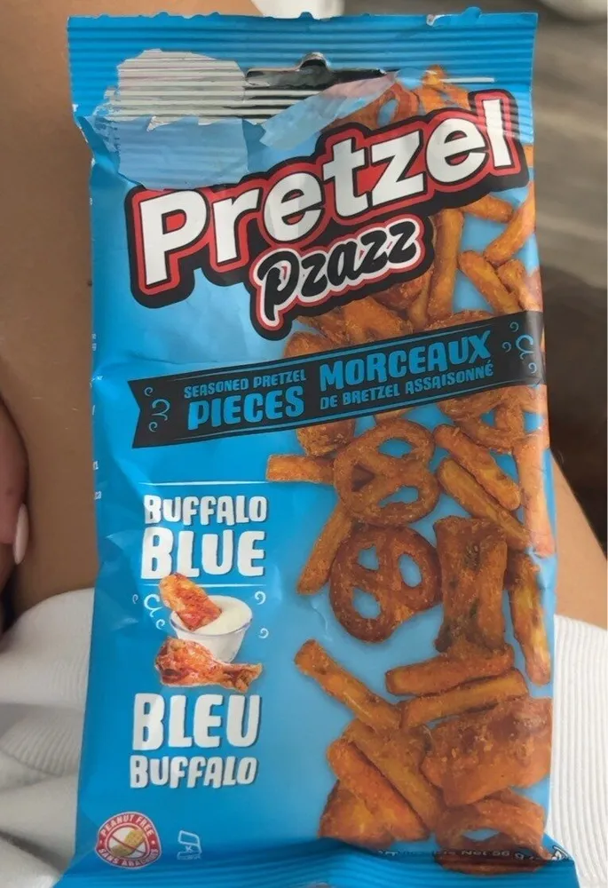 Pretzel Pzazz Buffalo Blue