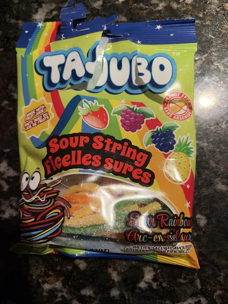 Sour String Gummies