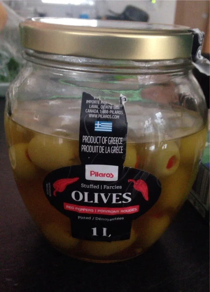 Olives farcies poivrons rouges