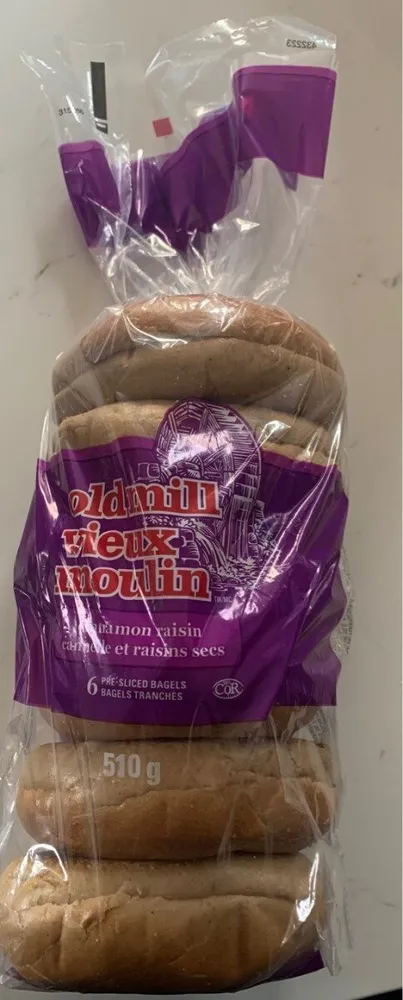 Cinnamon raisin bagel