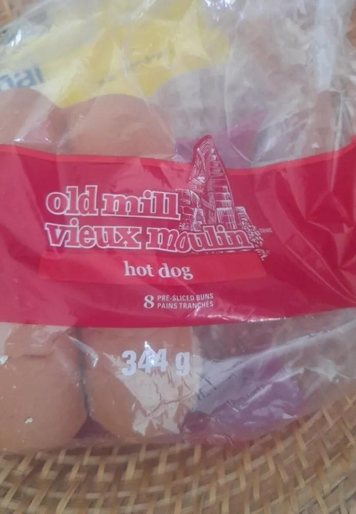 Pre-sliced hot dog bun