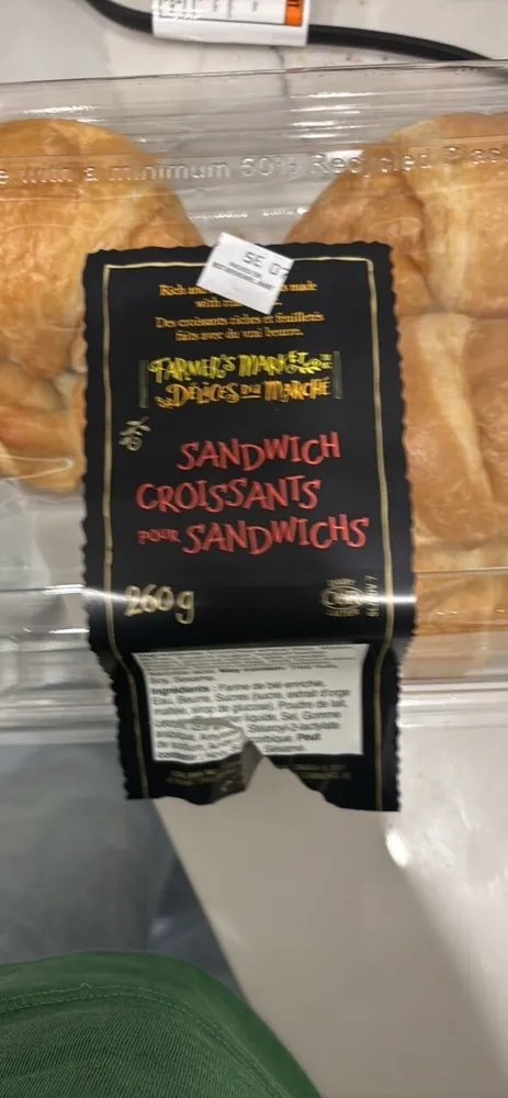 Sandwich croissants