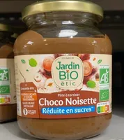 Pate a tartiner choco noisette reduite en sucre