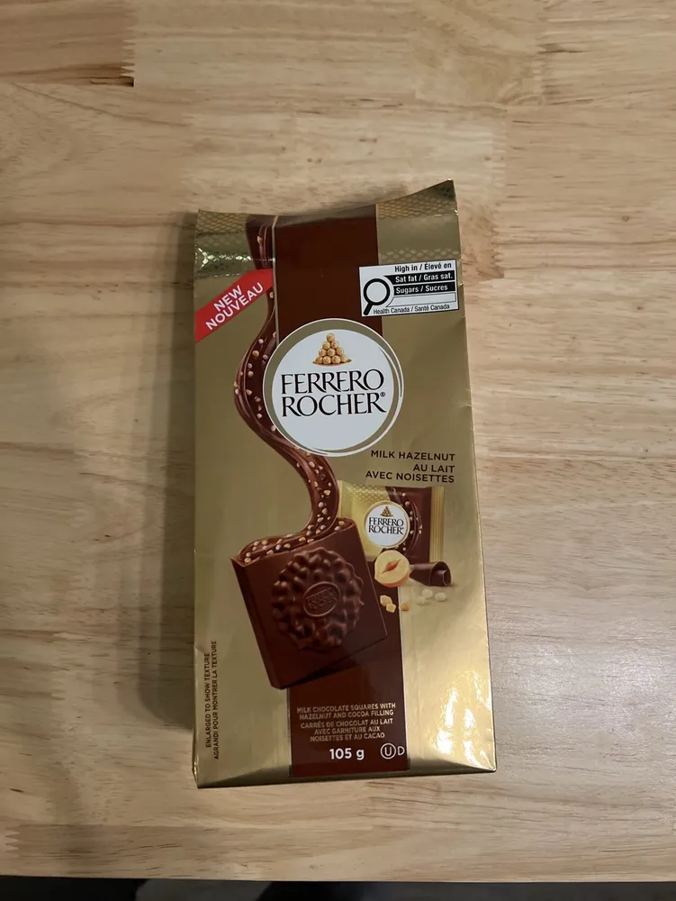 Chocolate Squares (Milk Chocolate With Hazlenut And Cocoa Filling)