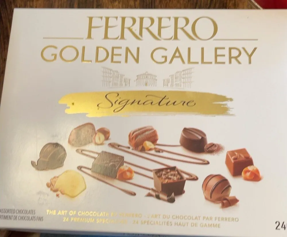 Golden gallery signature