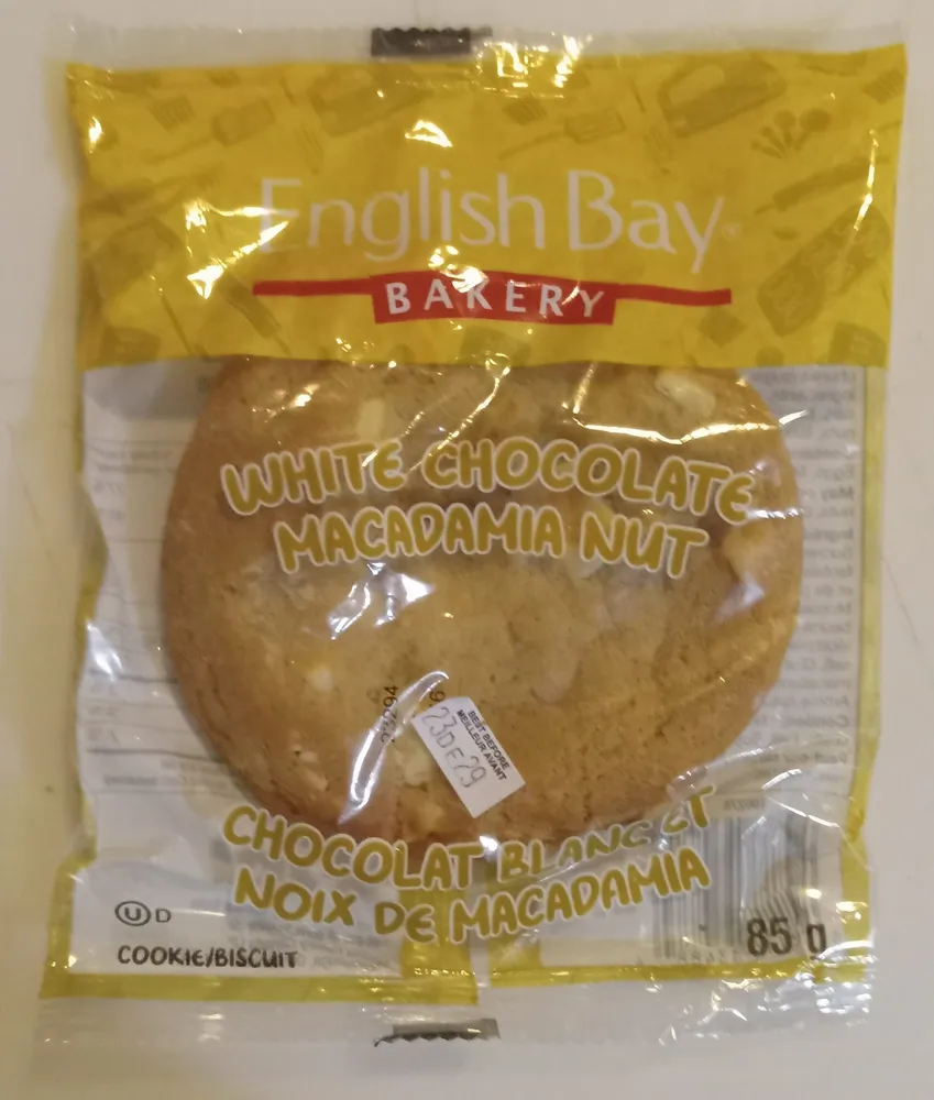 White Chocolate Macadamia Nut Cookie