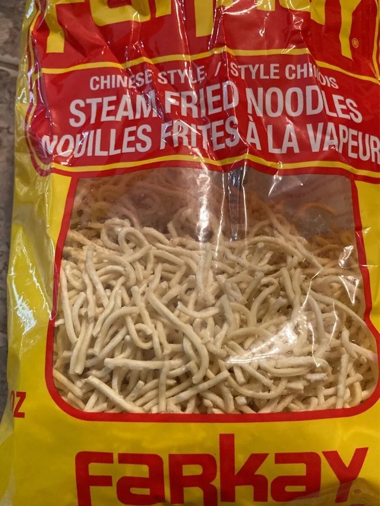 Nouilles frites à la vapeur