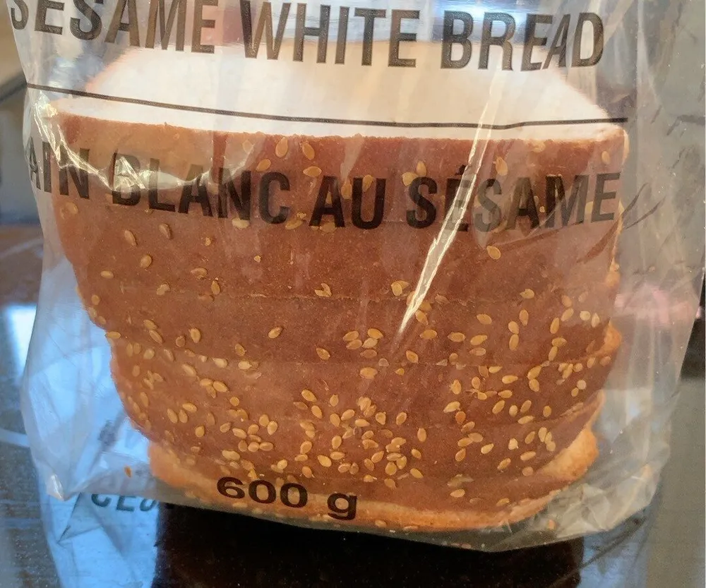 Pain blanc au sesame