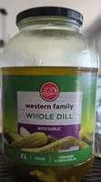 Whole dill pickles with garlic