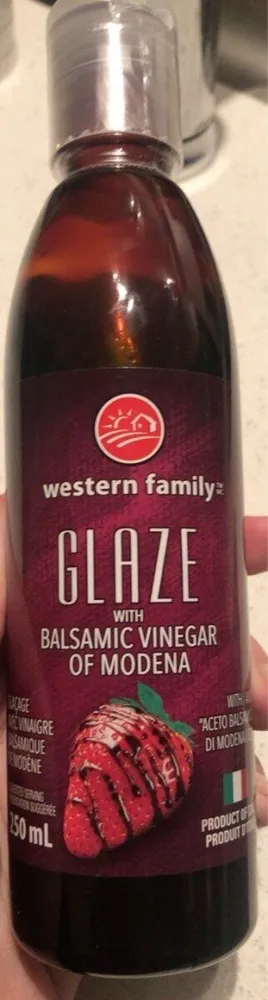 Glaze with balsamic vinegar of modena