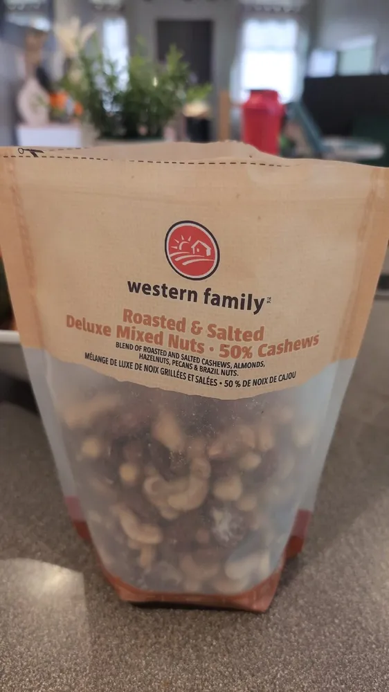 Deluxe Nut Mix Salted