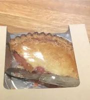 Strawberry rhubarb pie
