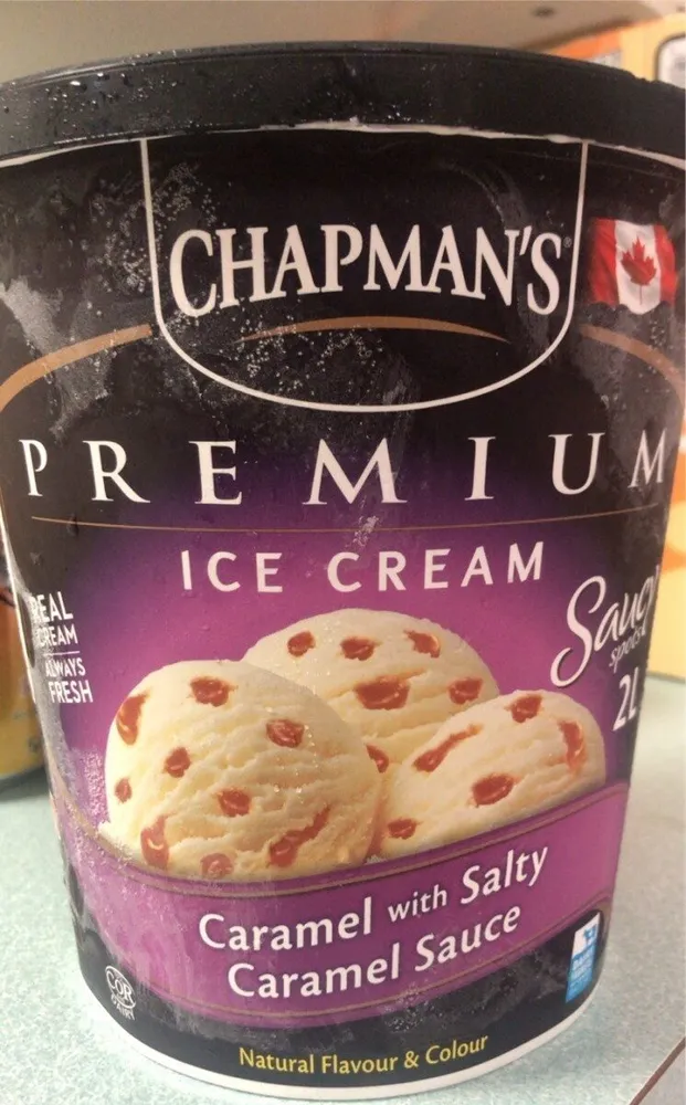 Caramel ice cream with salty caramel sauce