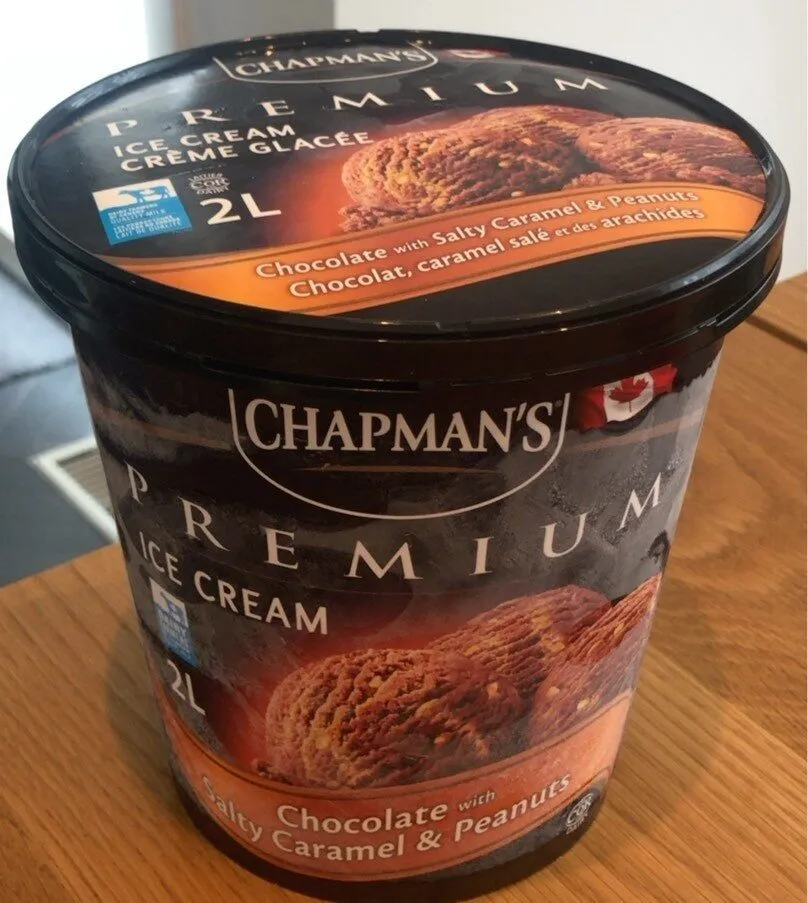 Crème glacée chocolat caramel salé et arachides