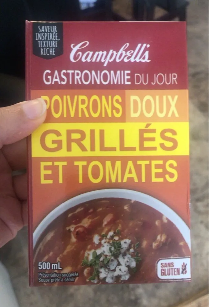 Soupe poivrons doux grillés et tomates