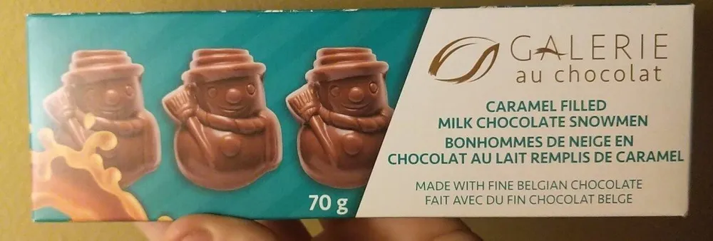 Bonhommes de neige en chocolat au lait remplis de caramel