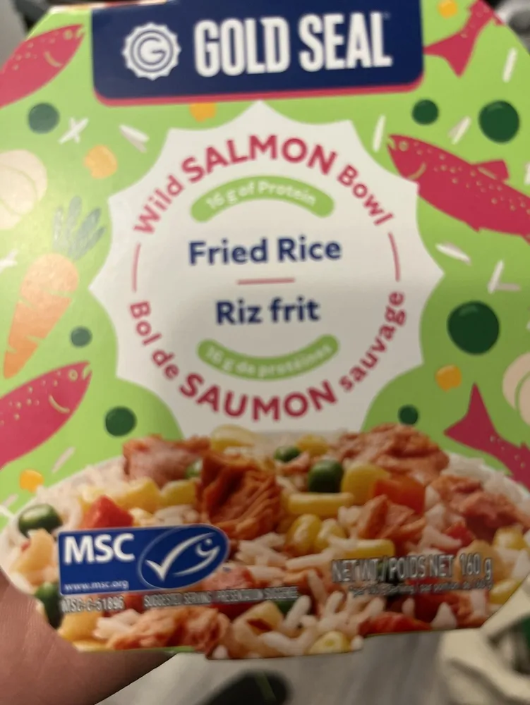 Riz frit au saumon