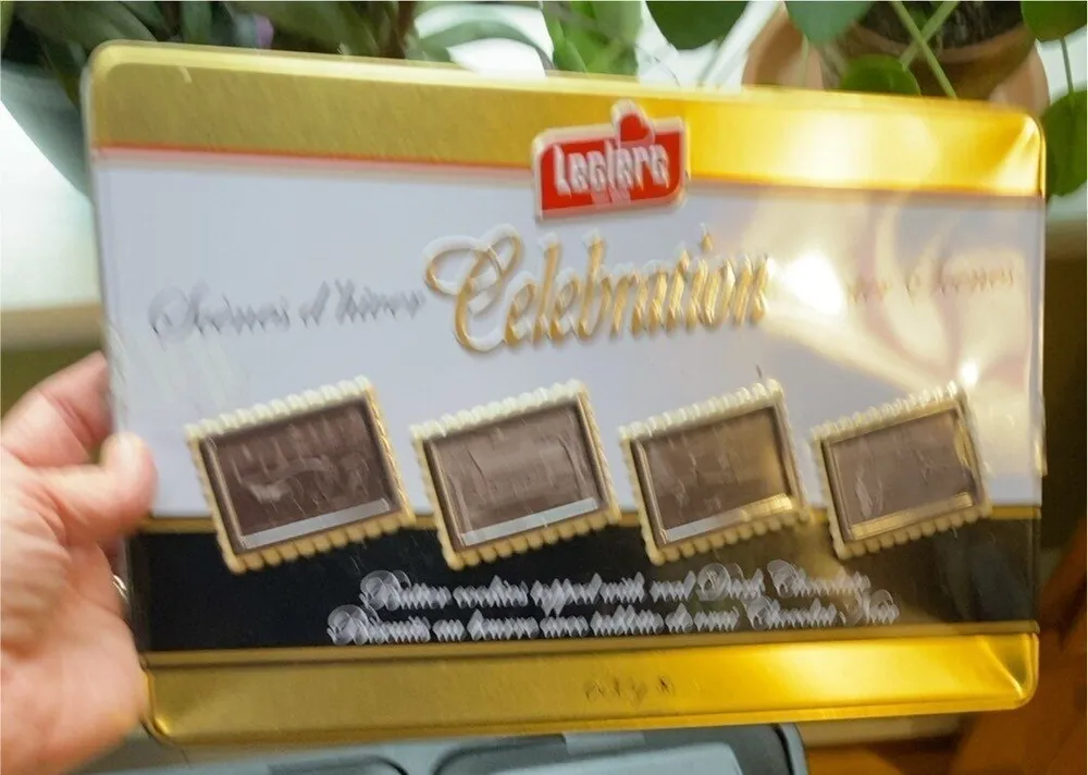 Biscuits au beurre avec tablette de vrai chocolat noir
