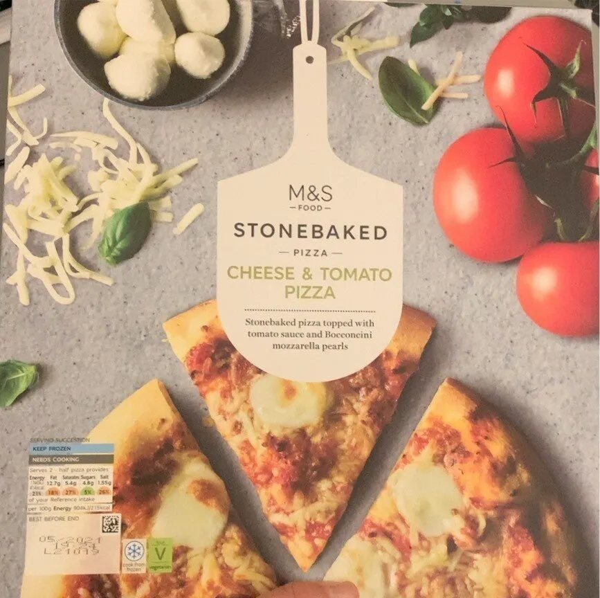 Cheese & tomato pizza