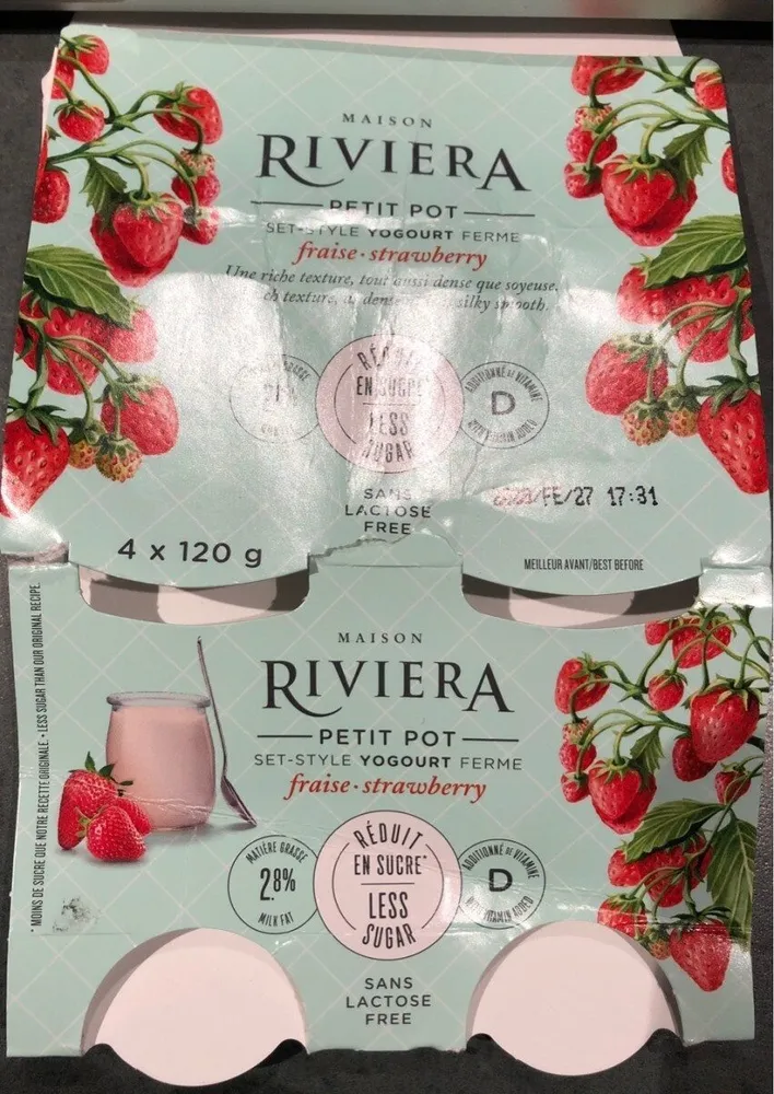 Set style yogourt strawberry