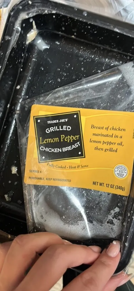 Lemon Pepper White Chicken Meat with Sauce