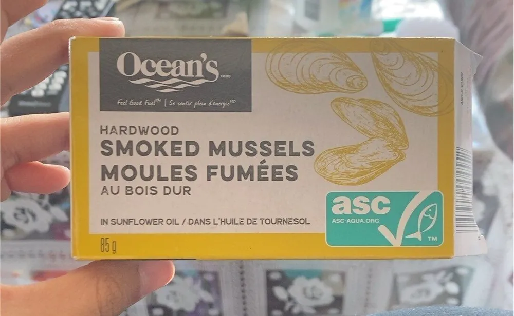 Smoked mussels