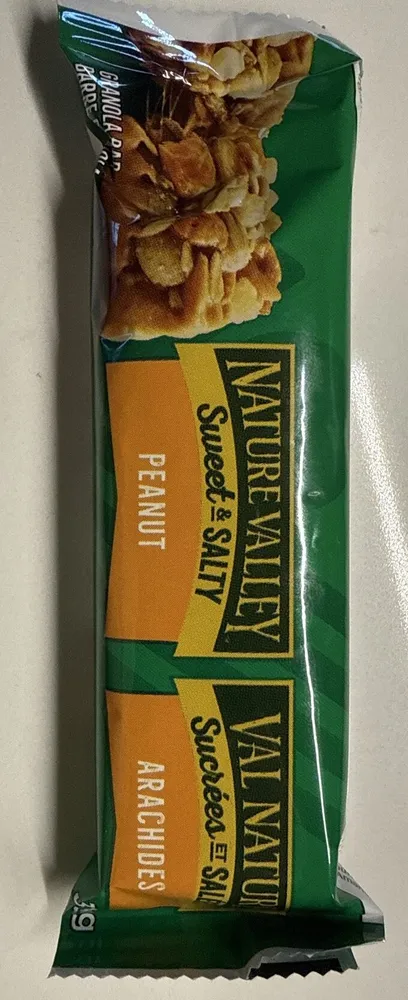 Sweet & Salty Peanut Granola Bar