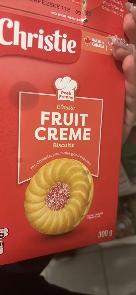 Classic Fruit Creme Biscuits