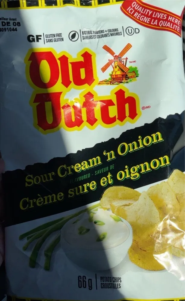 Sour cream and onion potato chips