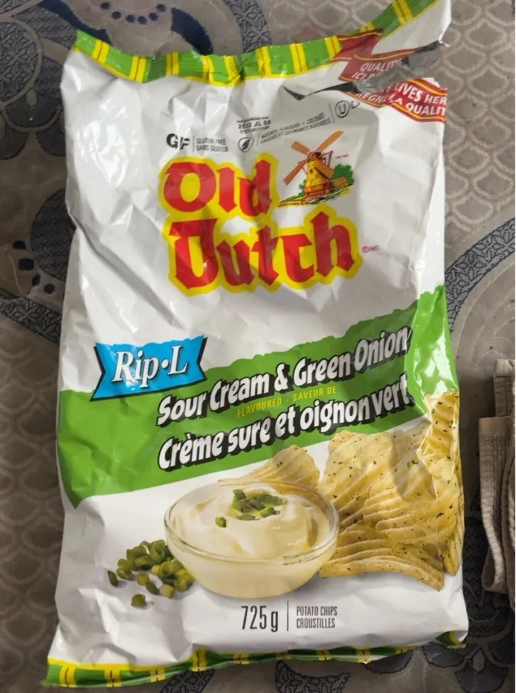 Sour cream& green onion