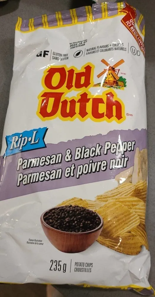 Parmesan and black pepper chips