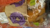 Cinnamon ans raisin bagels