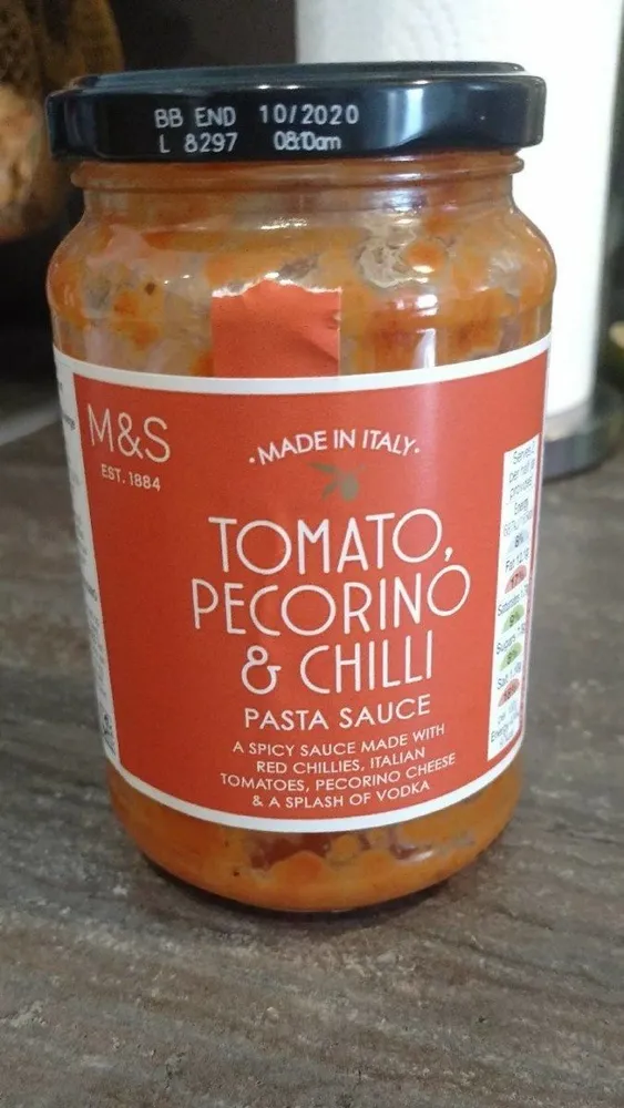 Tomato pecorino & chili pasta sauce