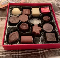 Laura secord assorti