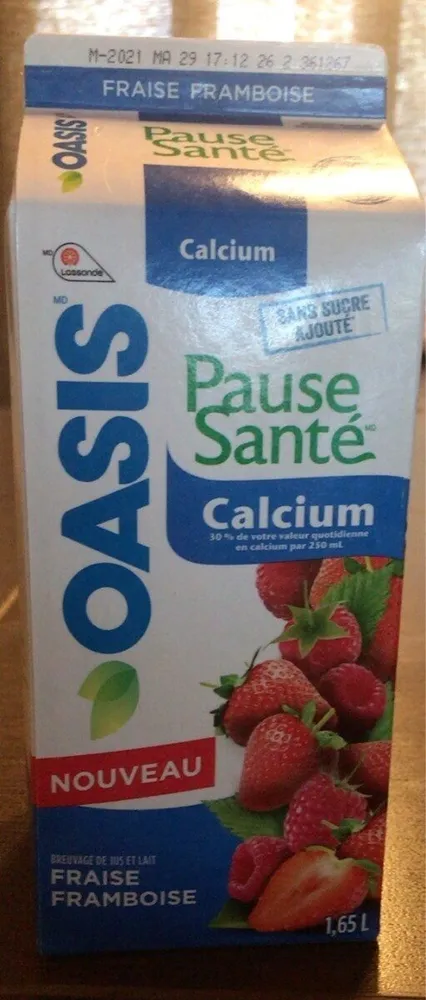 Breuvage de jus et lait fraise framboise