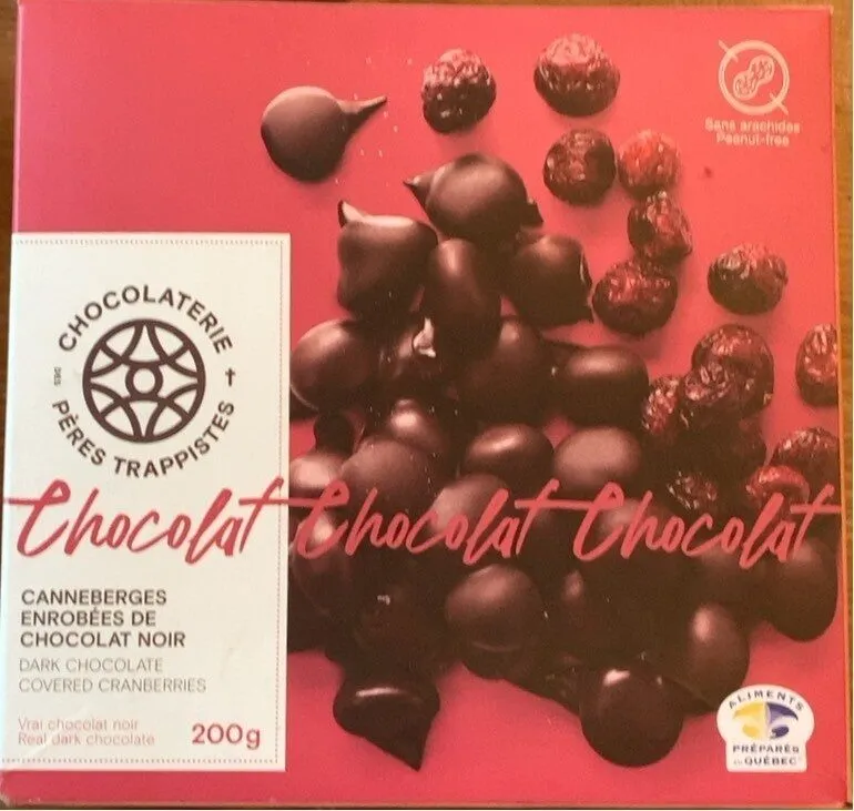 Canneberges enrobées de chocolat noir