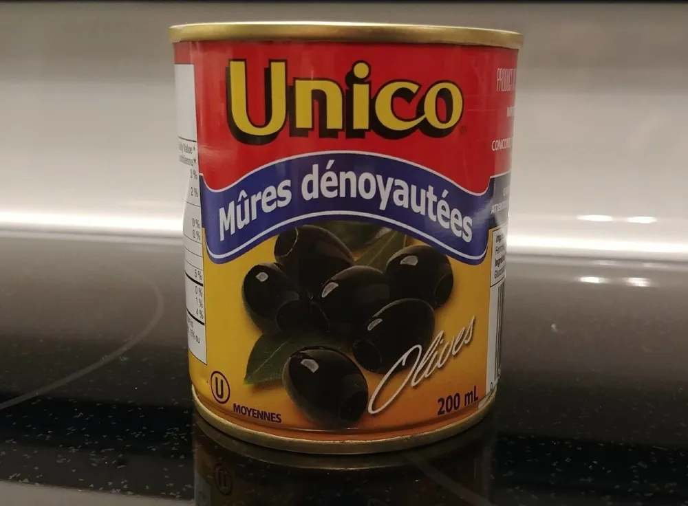 Olives mures dénoyautees