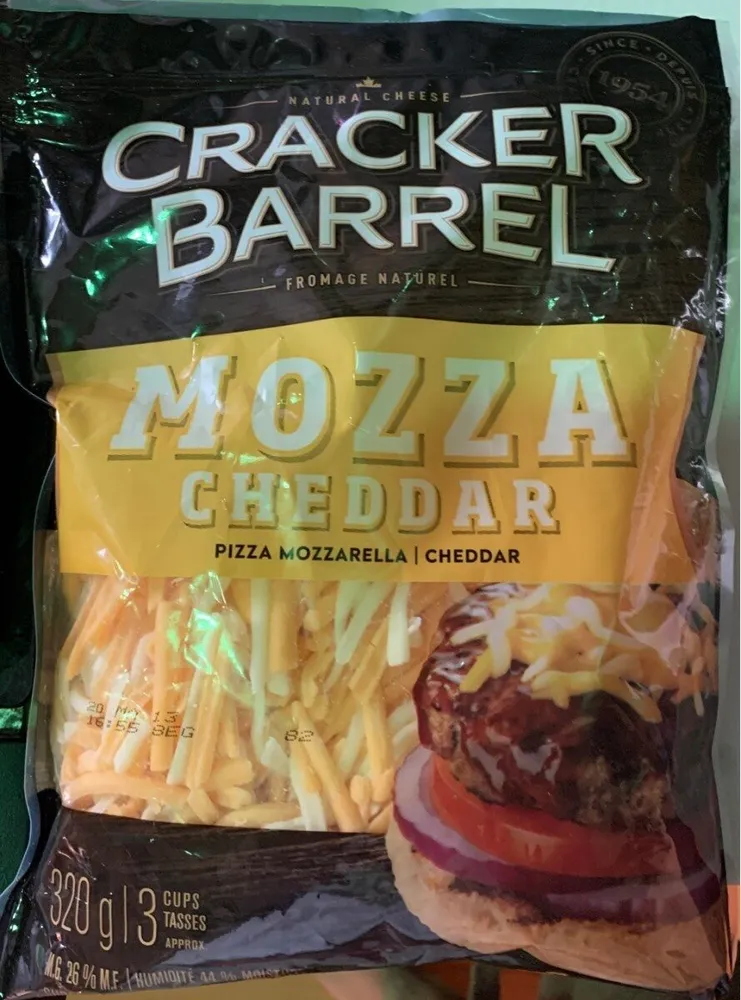 Mozza Cheddar Shredded Cheese 26% M. F.